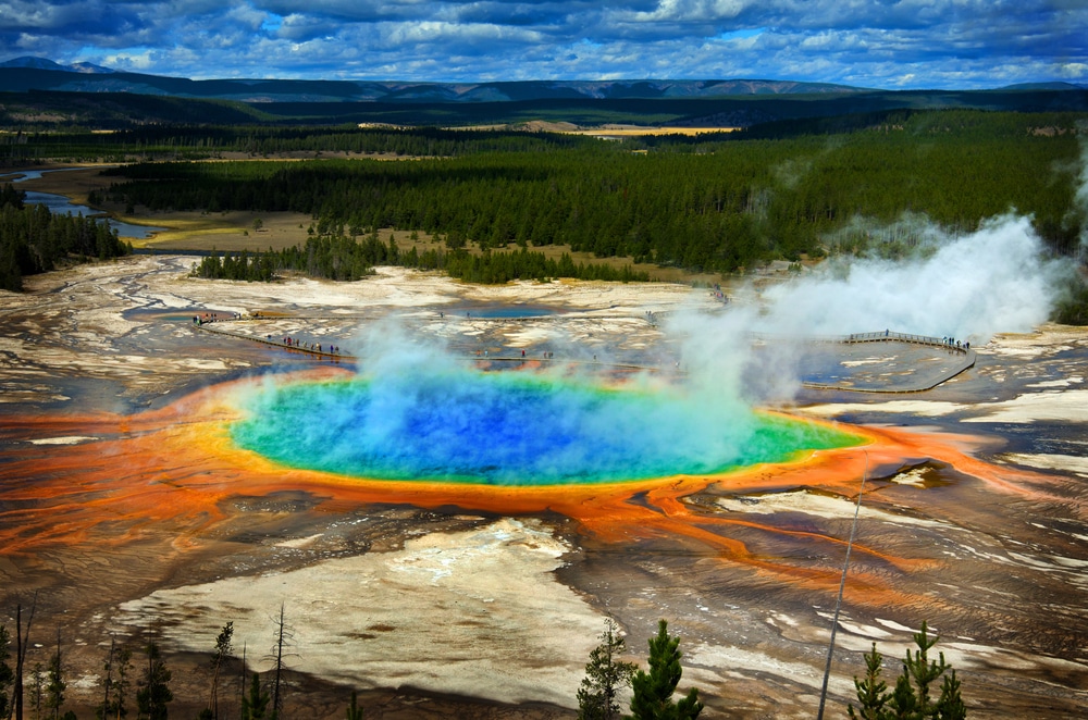Indelible-Travel-USA-Wyoming-Yellowstone-National-Park-Grand-Prismatic-Spring2